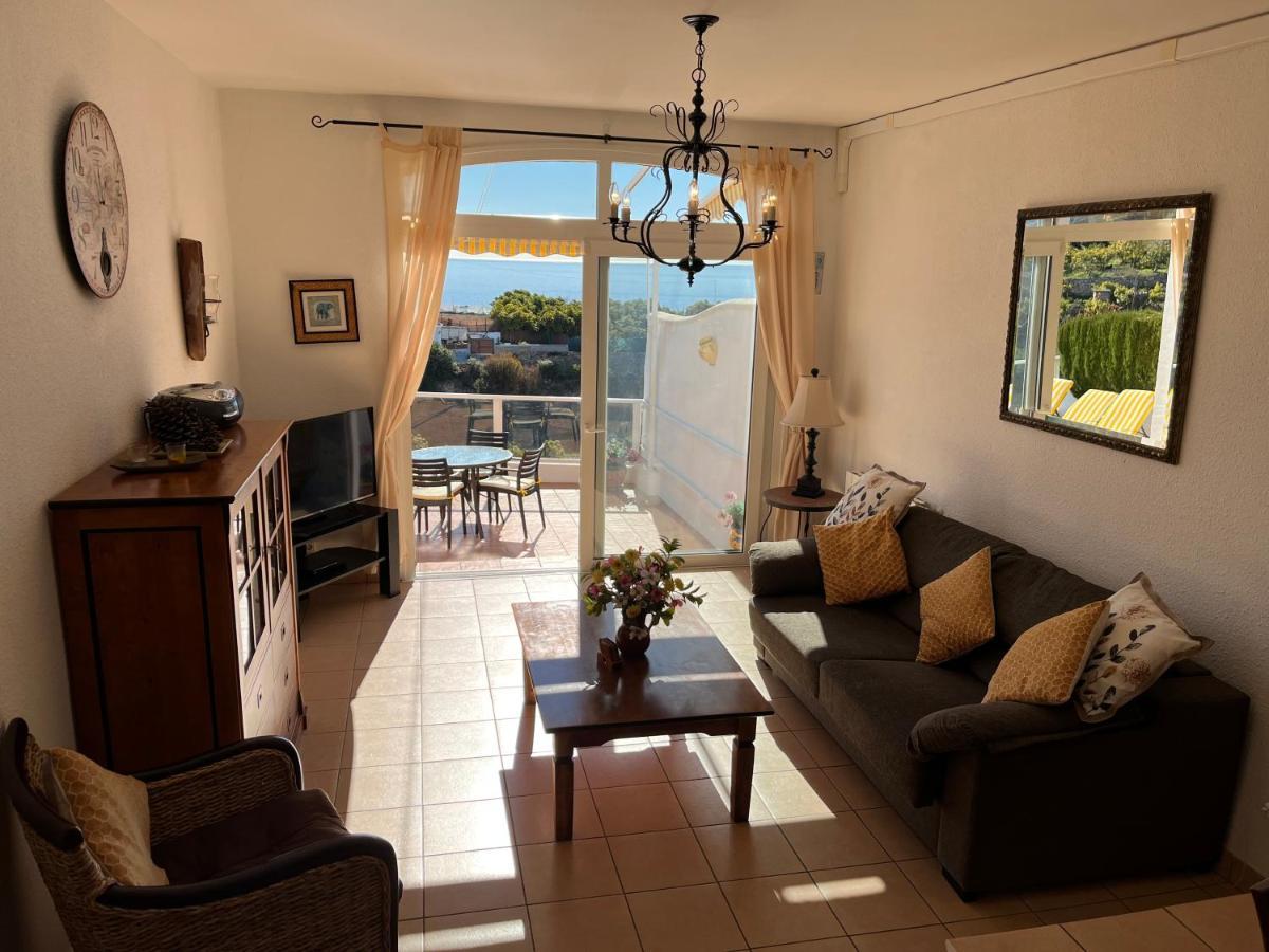 Delightful Burriana House With Magnificent Beach & Sea Views. 네르하 외부 사진