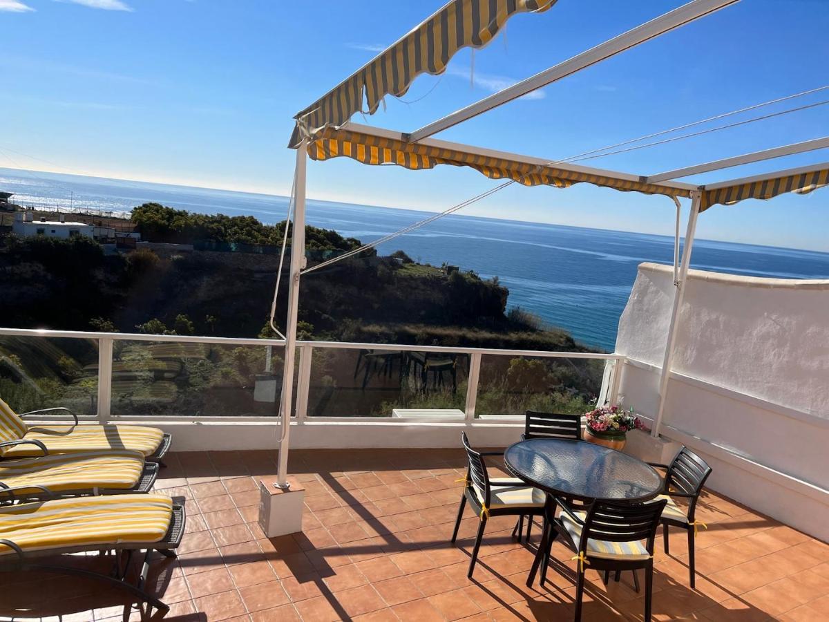 Delightful Burriana House With Magnificent Beach & Sea Views. 네르하 외부 사진